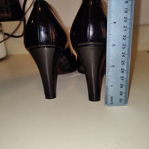 Stuart Weitzman Black Patent Leather Open Toe Heels Size 8 M - Picture 5 of 13